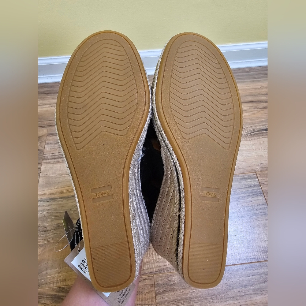 New Toms Exclusive Madelyn Wedge Sandal - Picture 7 of 14